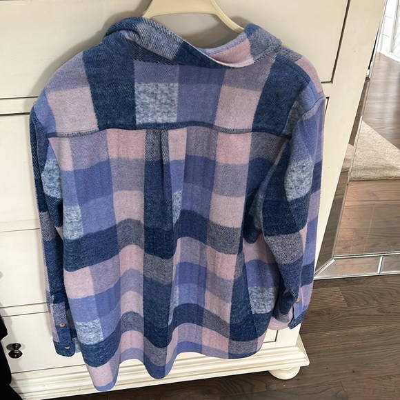 Oversized Shacket - Picture 3 of 3